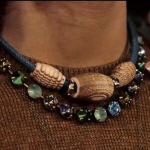 Sabika Winter 2017 Vivid Choker Leather Band Wood Elements, Heart Stamped Rings